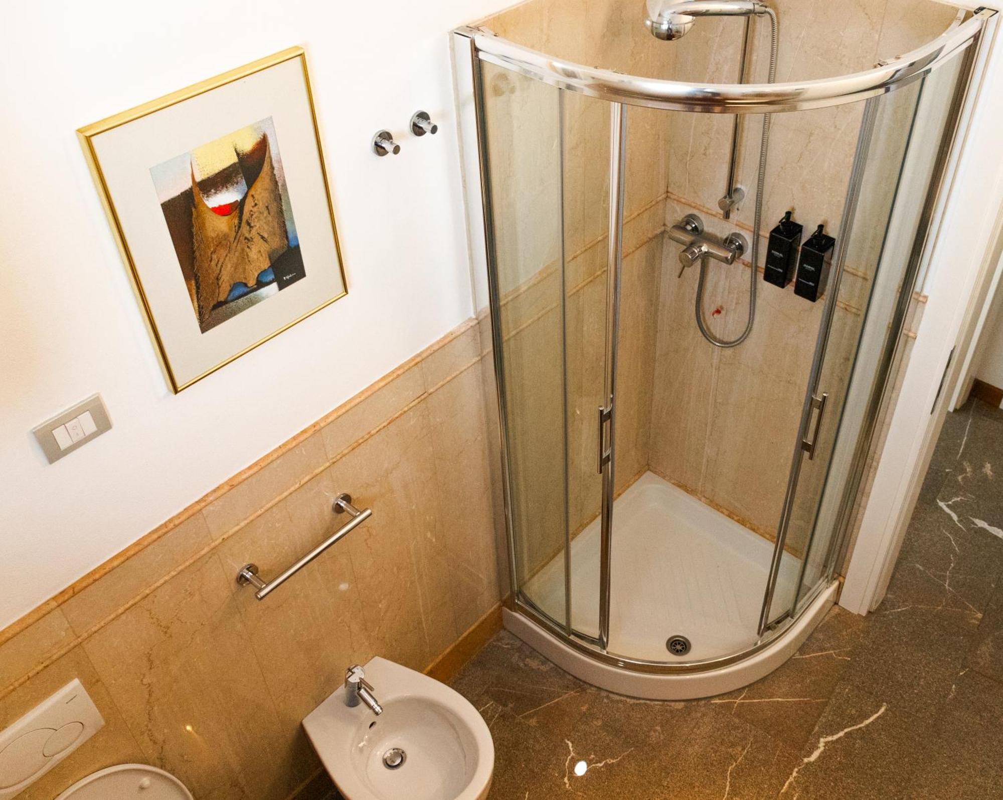 Apartamento In Pieno Centro Storico Con Parcheggio Gratuito Incluso. Údine Exterior foto